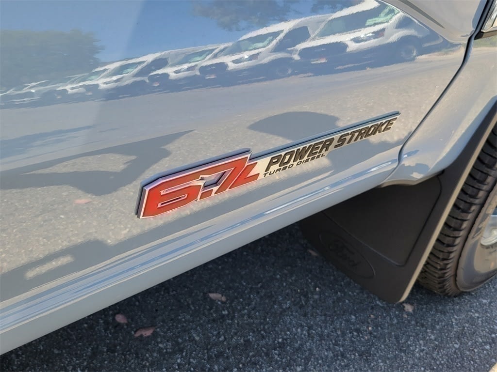 Thumbnail: 2025 Ford F-350 - 17