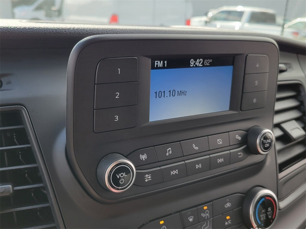 2022 Ford Transit Series 250 12