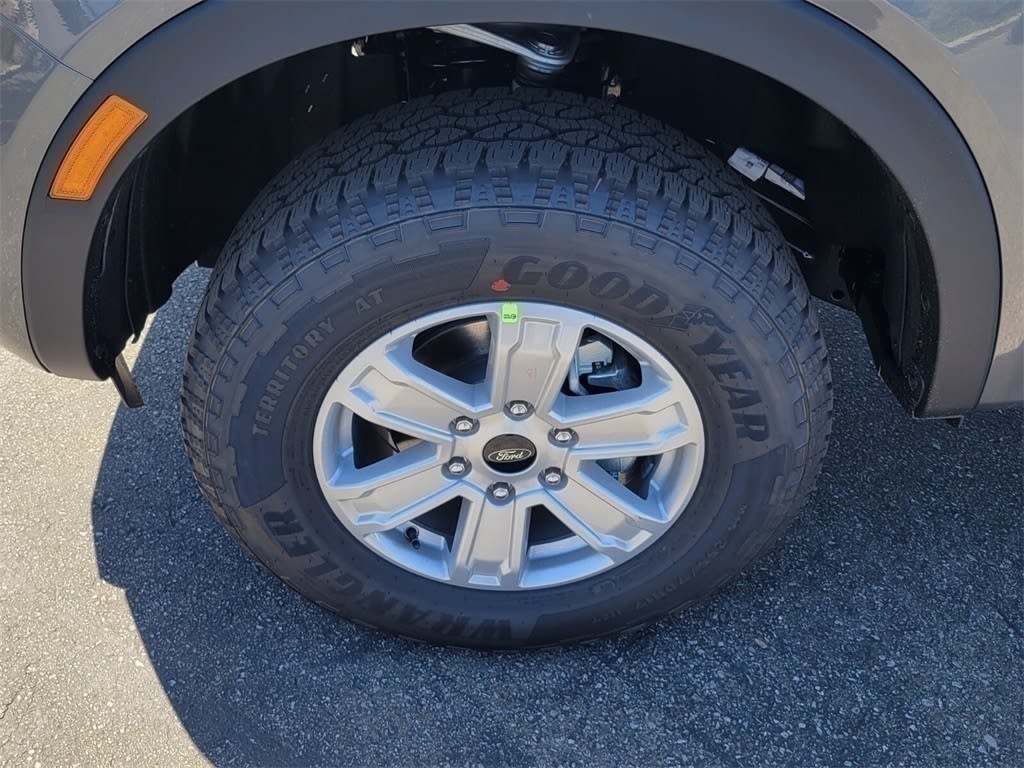 Thumbnail: 2025 Ford Ranger - 8