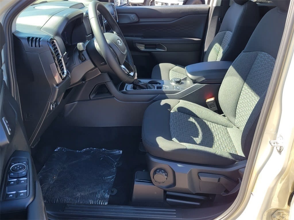 Thumbnail: 2025 Ford Ranger - 9