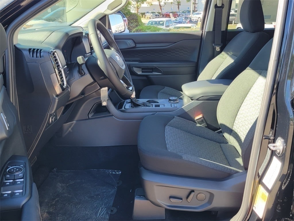 Thumbnail: 2025 Ford Ranger - 8