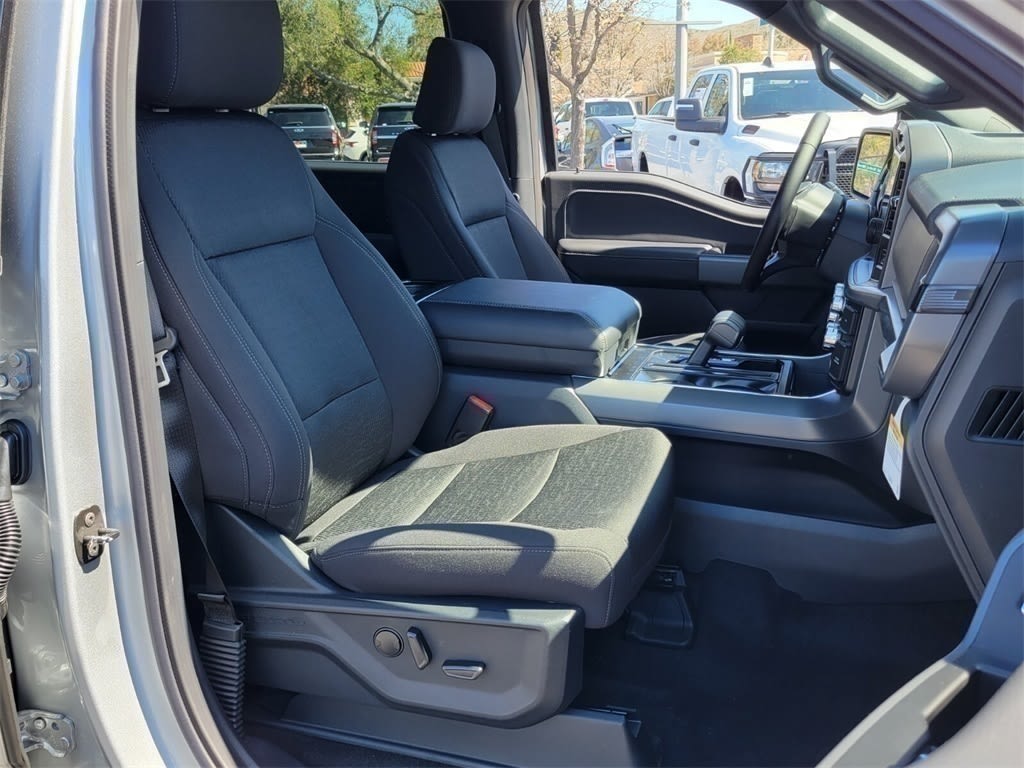2025 Ford F-150 XLT 11