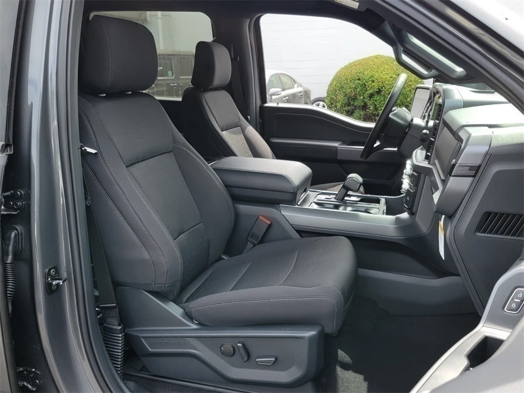 Thumbnail: 2025 Ford F-150 - 11