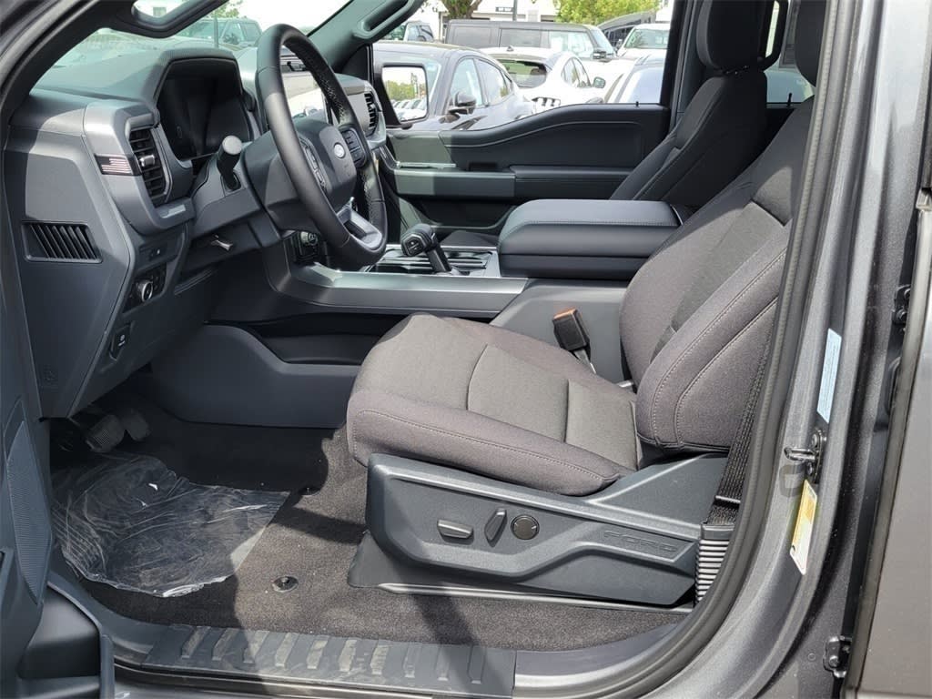 Thumbnail: 2025 Ford F-150 - 10