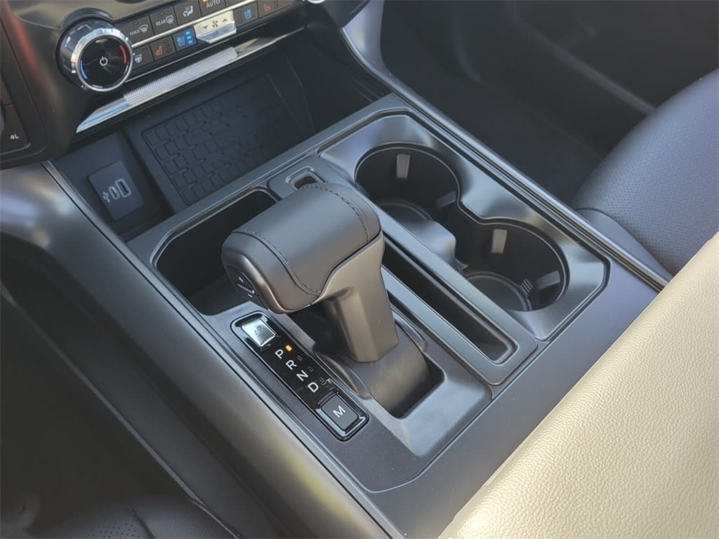 Thumbnail: 2025 Ford F-150 - 13