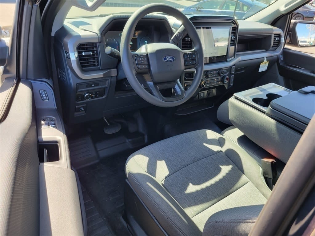 2025 Ford F-150 XL 10