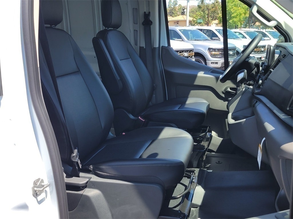 Thumbnail: 2025 Ford Transit Series - 10