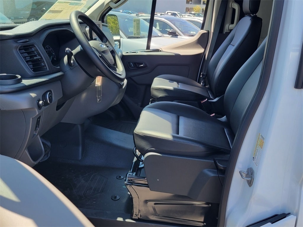 Thumbnail: 2025 Ford Transit Series - 9