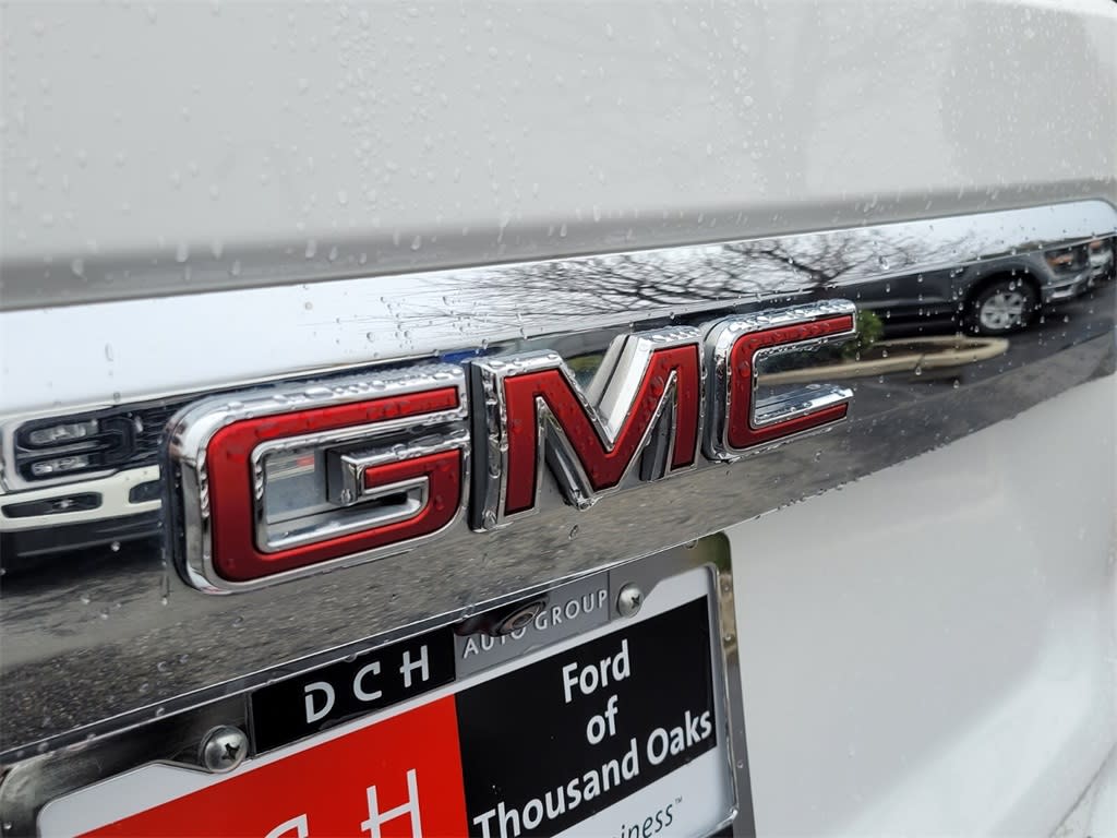 2022 GMC Yukon XL SLT 7