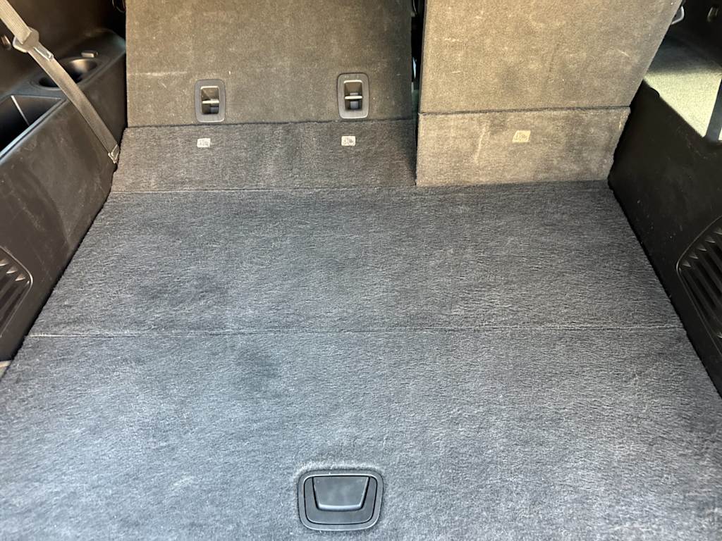 Thumbnail: 2019 GMC Yukon XL - 16