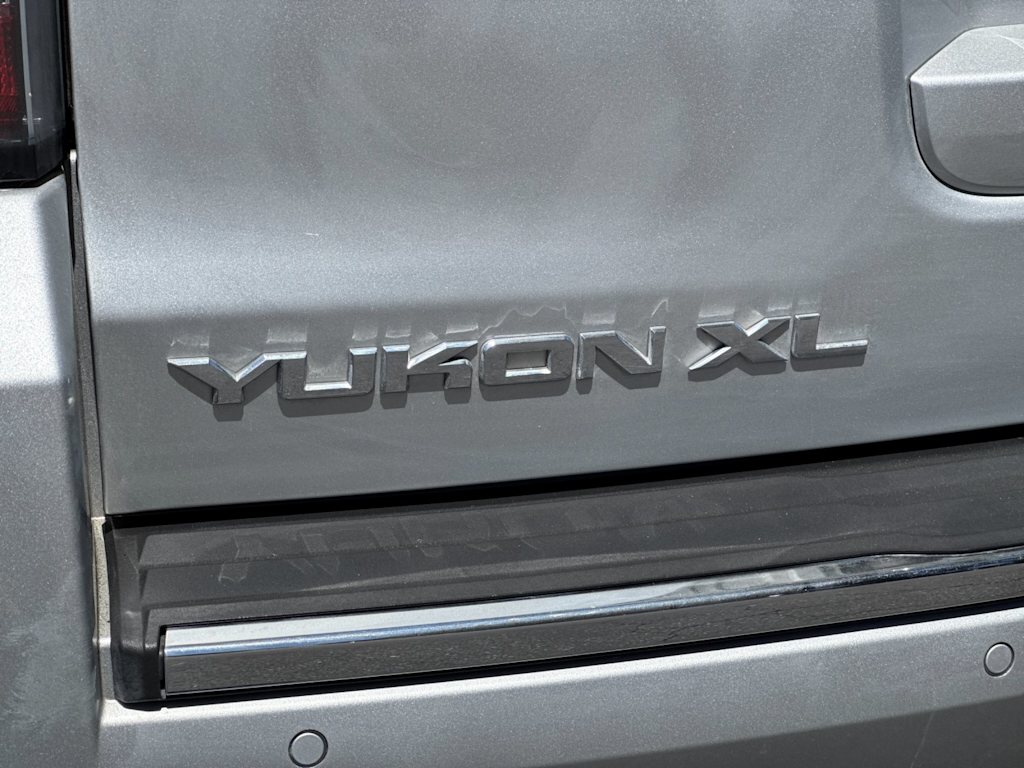 Thumbnail: 2019 GMC Yukon XL - 7