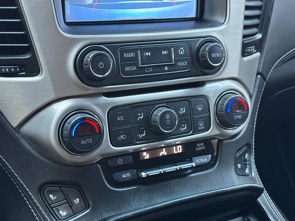 Thumbnail: 2019 GMC Yukon XL - 26