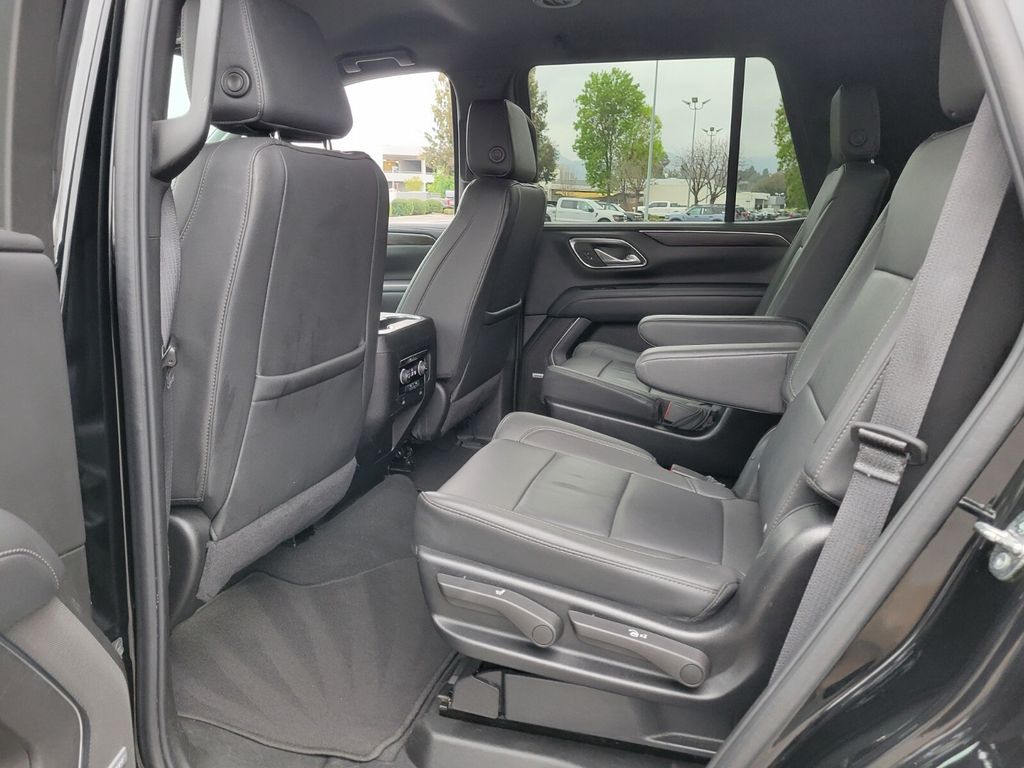 Thumbnail: 2024 Chevrolet Tahoe - 10