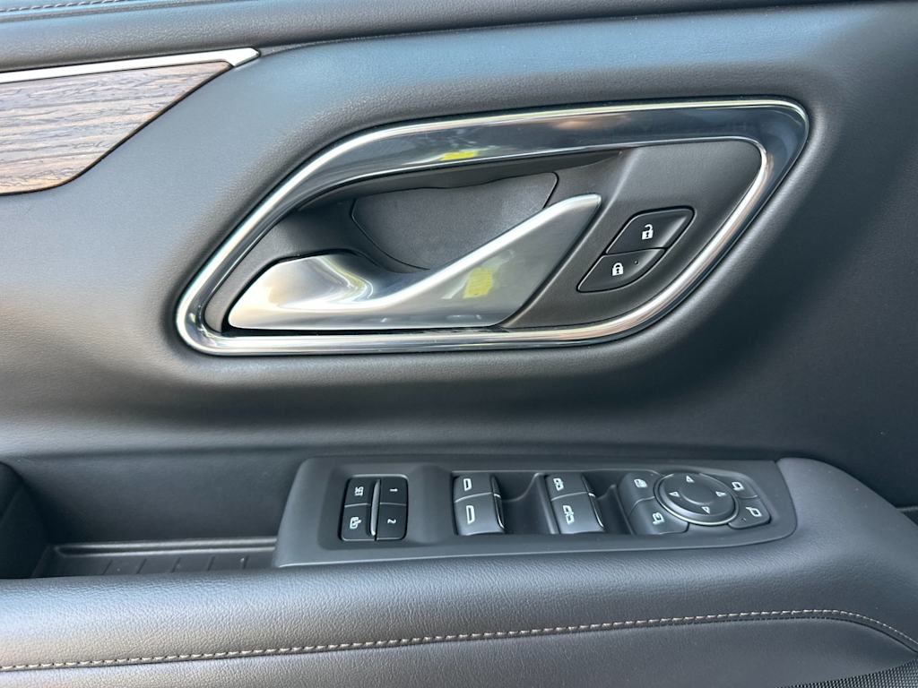 Thumbnail: 2022 Chevrolet Tahoe - 20