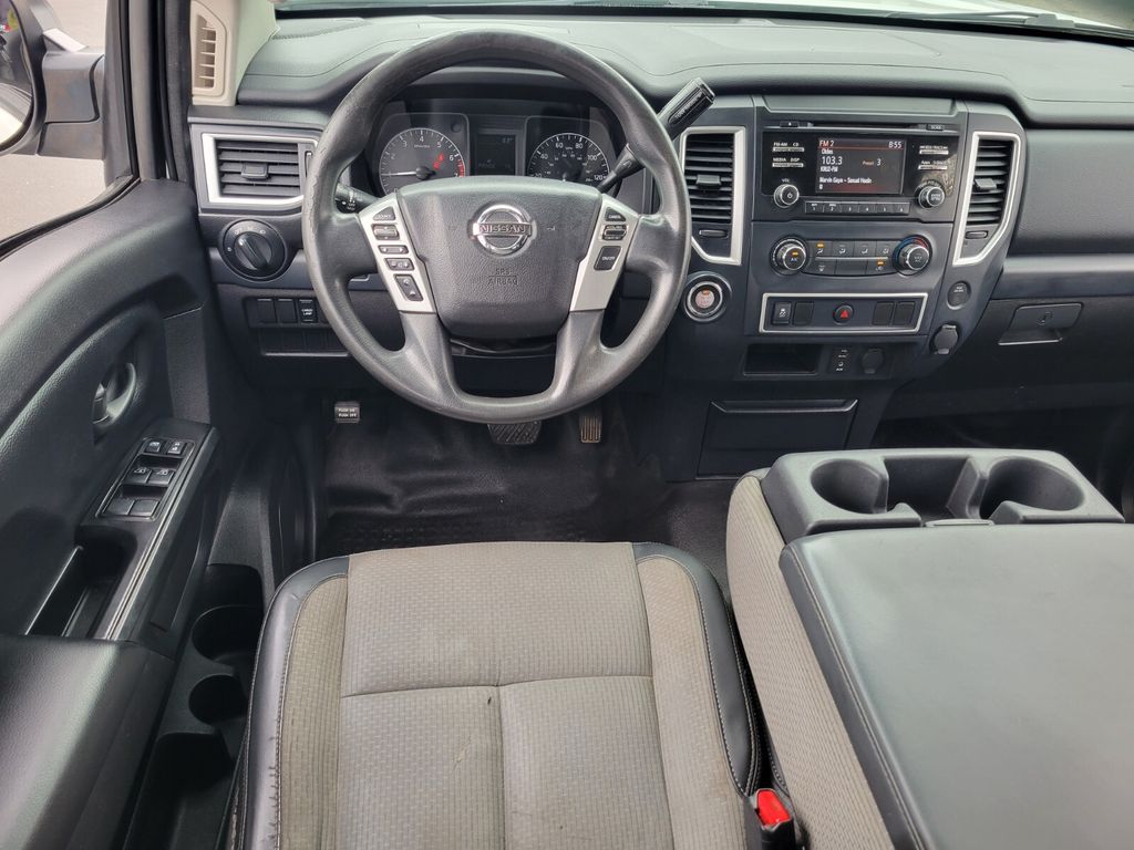 Thumbnail: 2017 Nissan Titan - 2