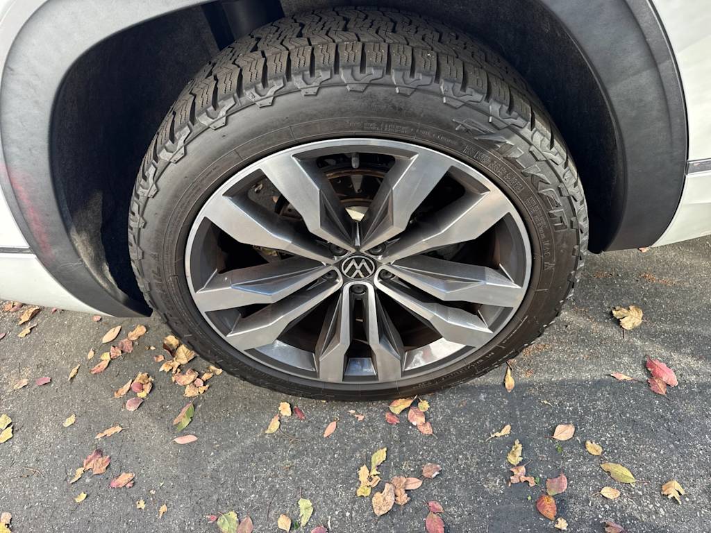 Thumbnail: 2021 Volkswagen Atlas - 4