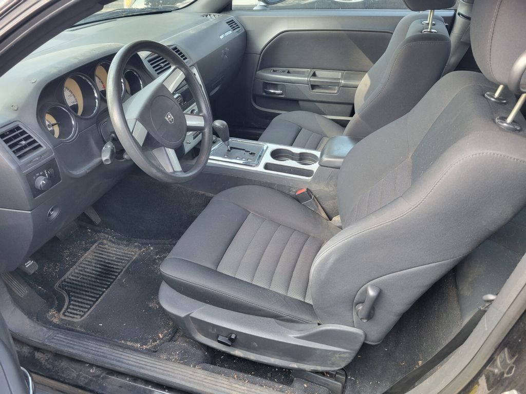Thumbnail: 2010 Dodge Challenger - 7