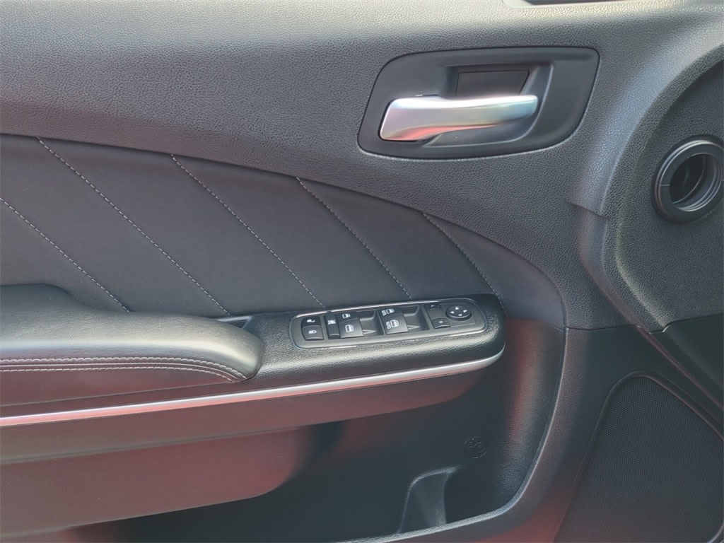2022 Dodge Charger GT 21