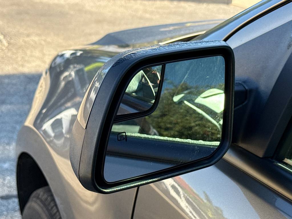Thumbnail: 2013 Ford Edge - 11