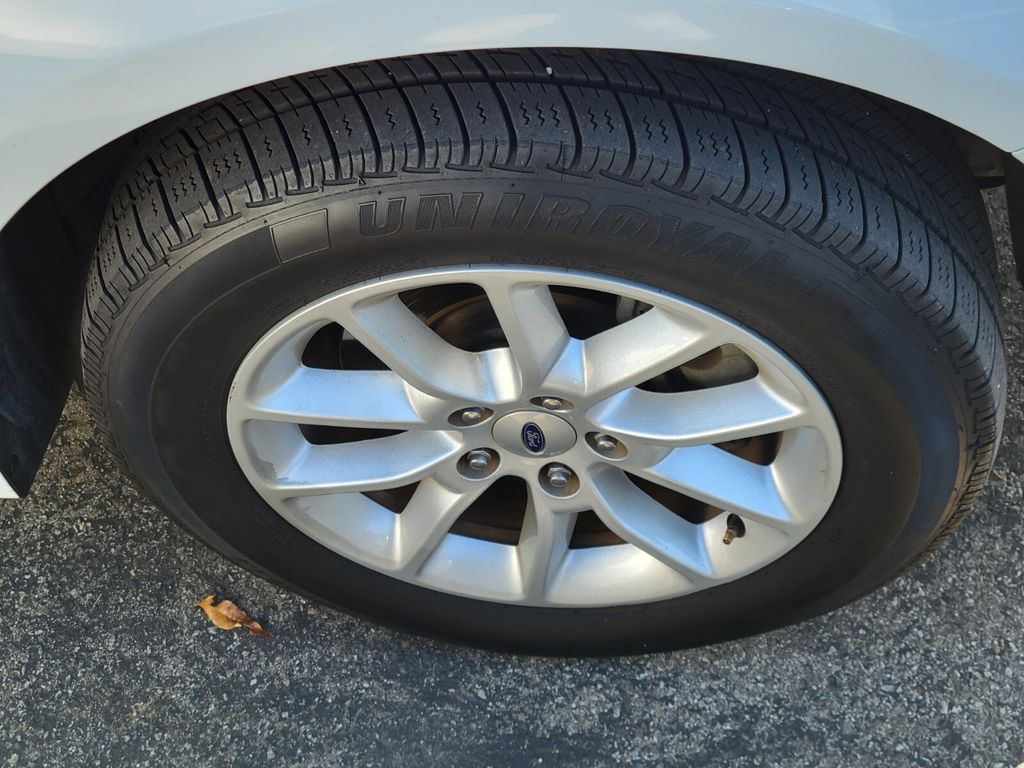 Thumbnail: 2019 Ford Flex - 8