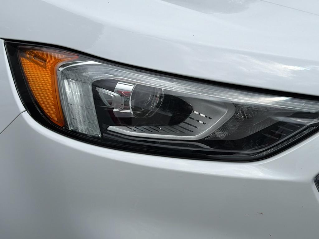 Thumbnail: 2020 Ford Edge - 10
