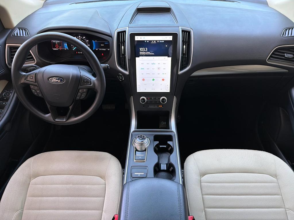 Thumbnail: 2023 Ford Edge - 2
