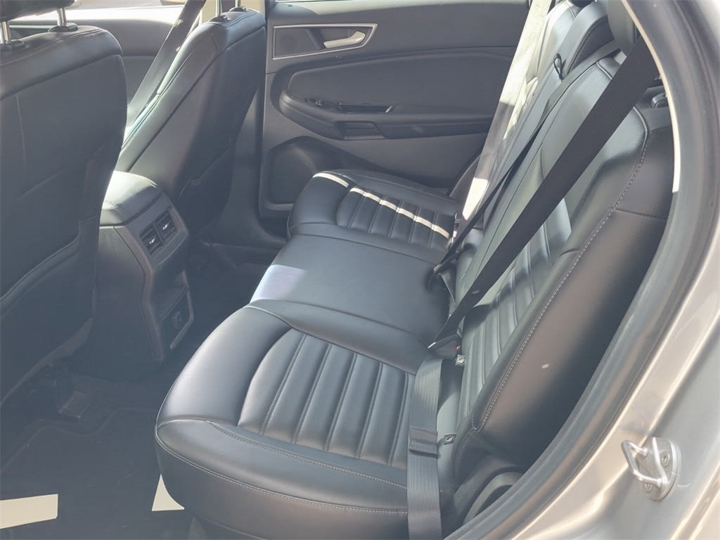 Thumbnail: 2020 Ford Edge - 7