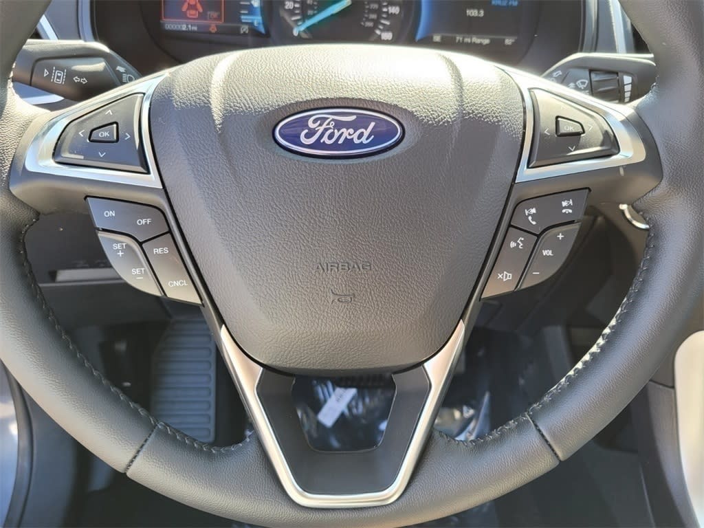 2024 Ford Edge SEL 22