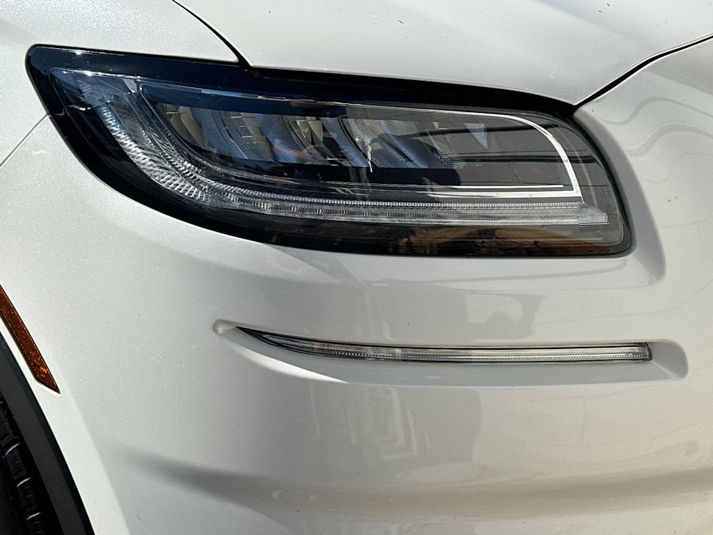Thumbnail: 2023 Lincoln Nautilus - 9