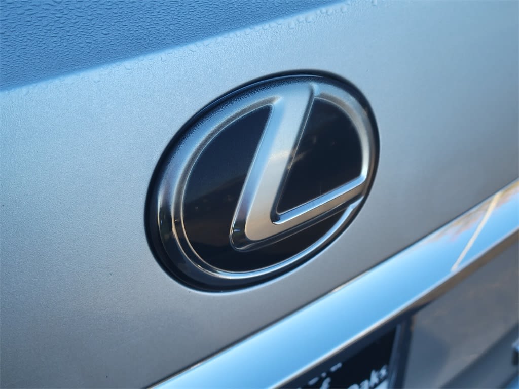 Thumbnail: 2018 Lexus RX - 5