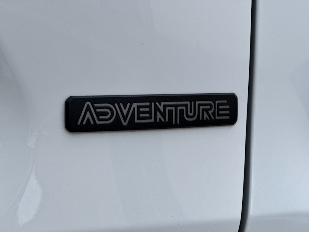 Thumbnail: 2022 Toyota RAV4 - 7