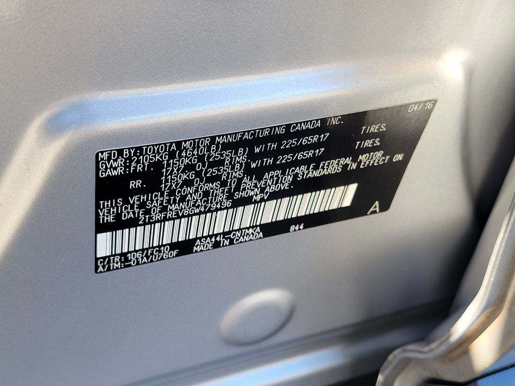 Thumbnail: 2016 Toyota RAV4 - 16
