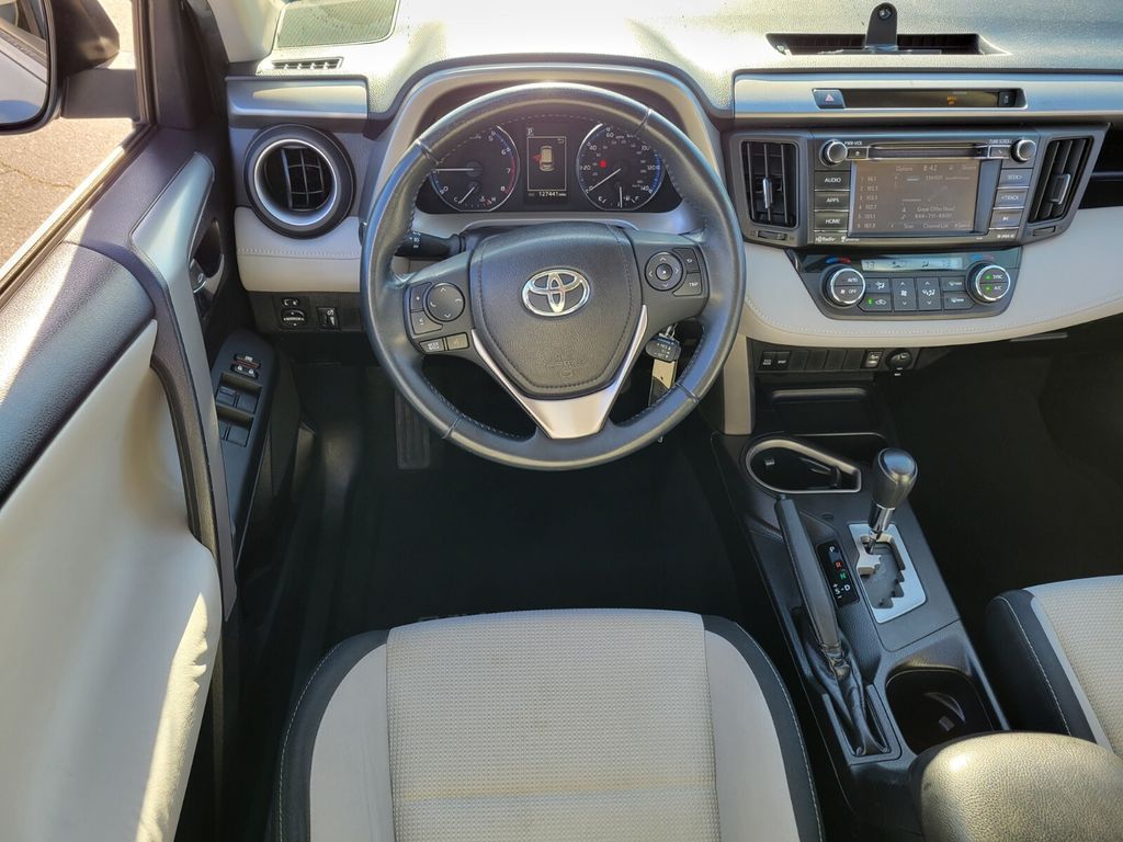 Thumbnail: 2016 Toyota RAV4 - 2