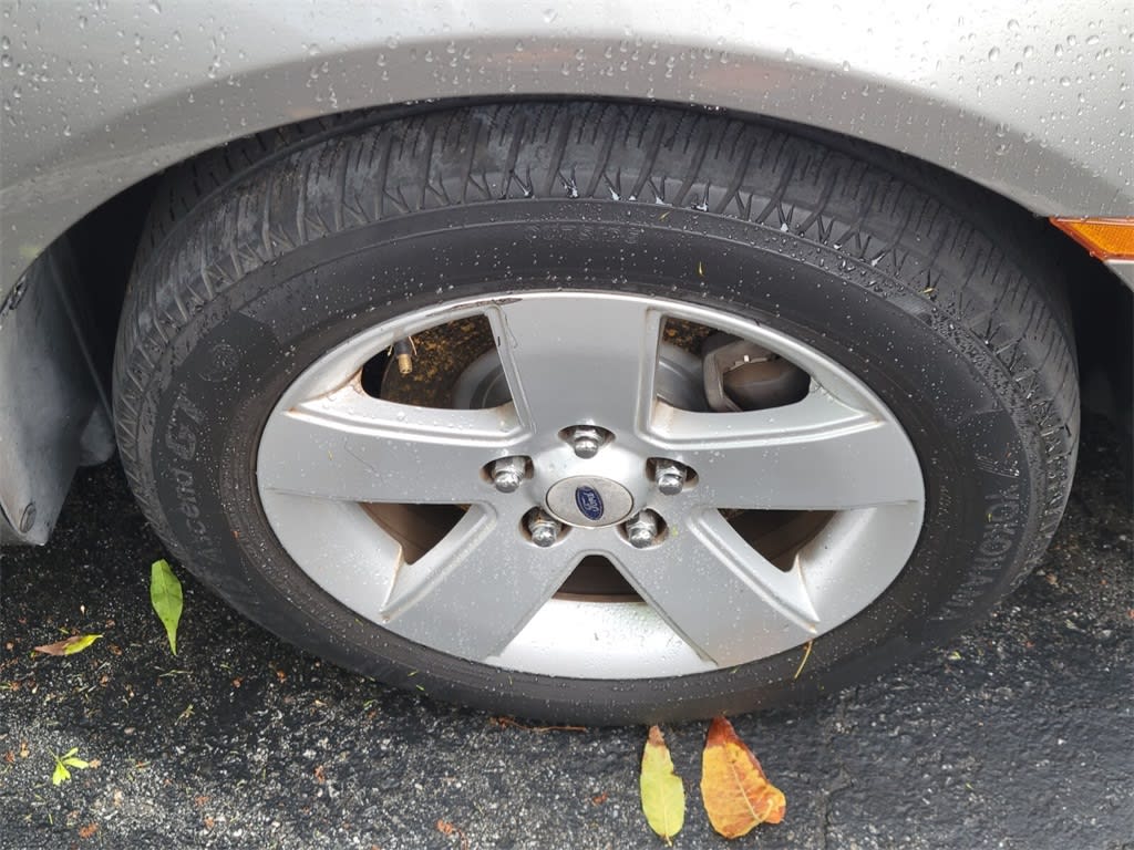 Thumbnail: 2008 Ford Fusion - 10