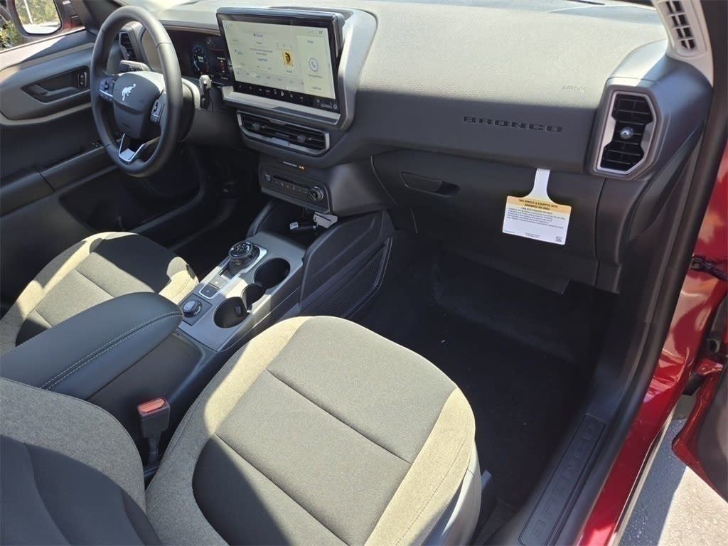 Thumbnail: 2025 Ford Bronco Sport - 16