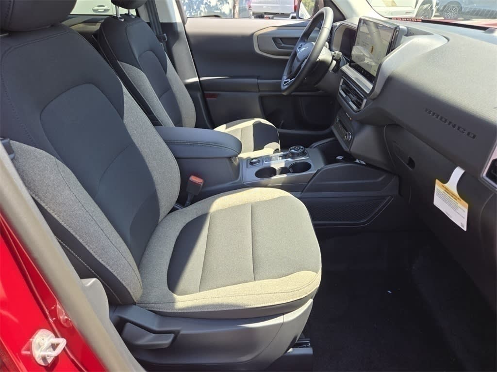 Thumbnail: 2025 Ford Bronco Sport - 8