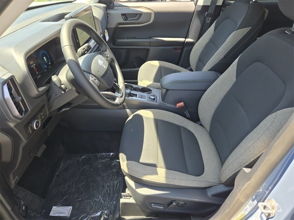 Thumbnail: 2025 Ford Bronco Sport - 9