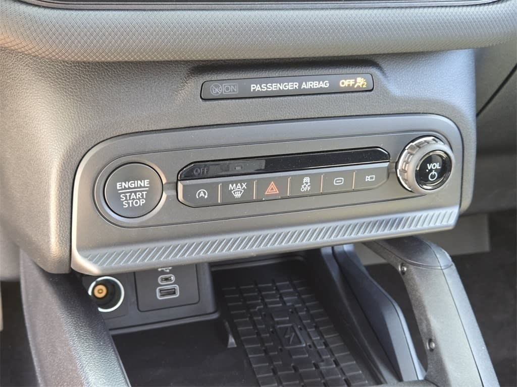 Thumbnail: 2025 Ford Bronco Sport - 21