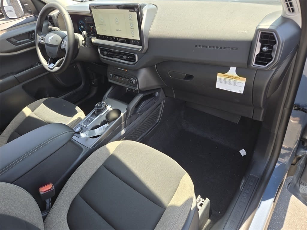 Thumbnail: 2025 Ford Bronco Sport - 17