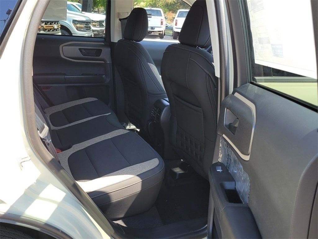 Thumbnail: 2025 Ford Bronco Sport - 18