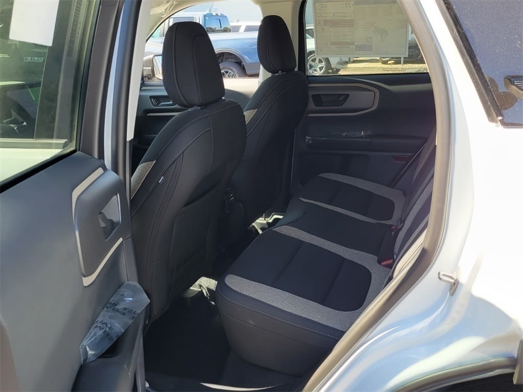 Thumbnail: 2025 Ford Bronco Sport - 17