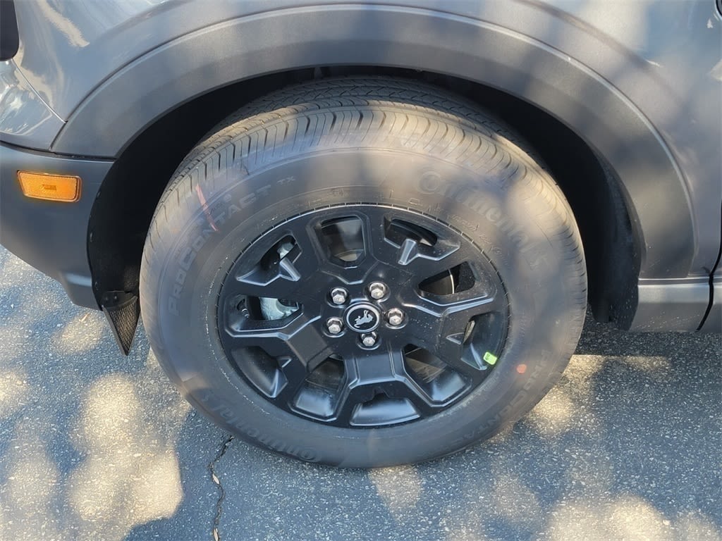 Thumbnail: 2025 Ford Bronco Sport - 8