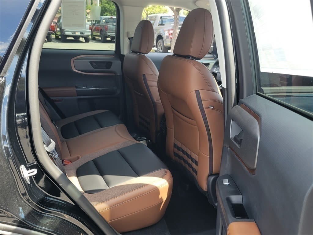 Thumbnail: 2025 Ford Bronco Sport - 18