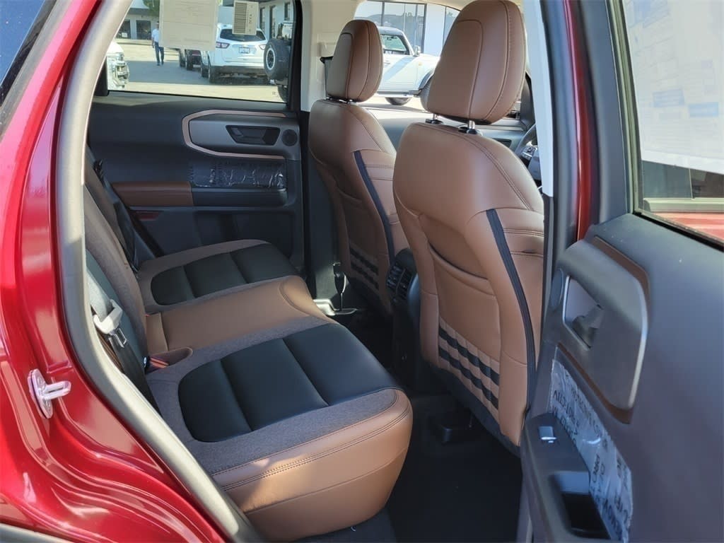 Thumbnail: 2025 Ford Bronco Sport - 12