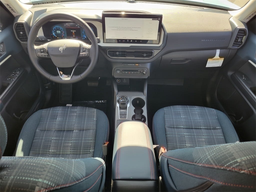 Thumbnail: 2025 Ford Bronco Sport - 2