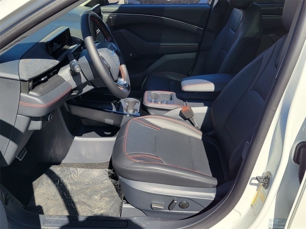 Thumbnail: 2025 Ford Mustang Mach-E - 9