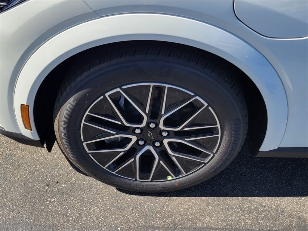 Thumbnail: 2025 Ford Mustang Mach-E - 8