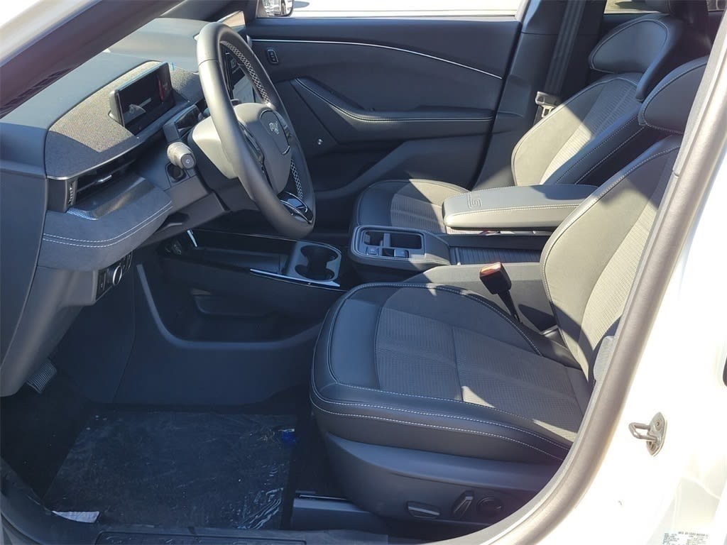 Thumbnail: 2025 Ford Mustang Mach-E - 9