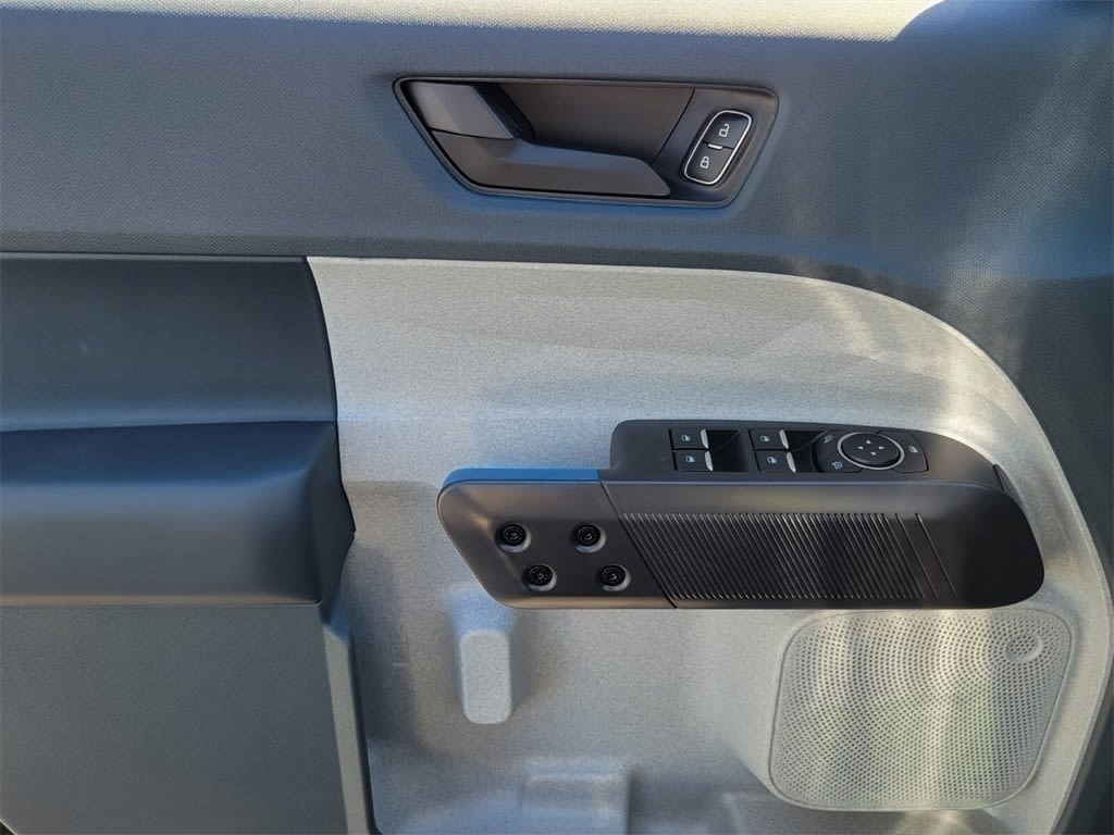 Thumbnail: 2025 Ford Maverick - 21