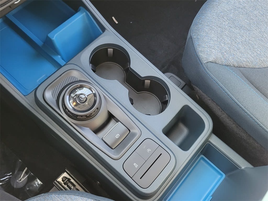 Thumbnail: 2025 Ford Maverick - 12